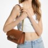 155520d5-08c6-4544-ab02-512cddd0ded0 Geantă Michael Kors Heather Large Shoulder Bag maro din piele
